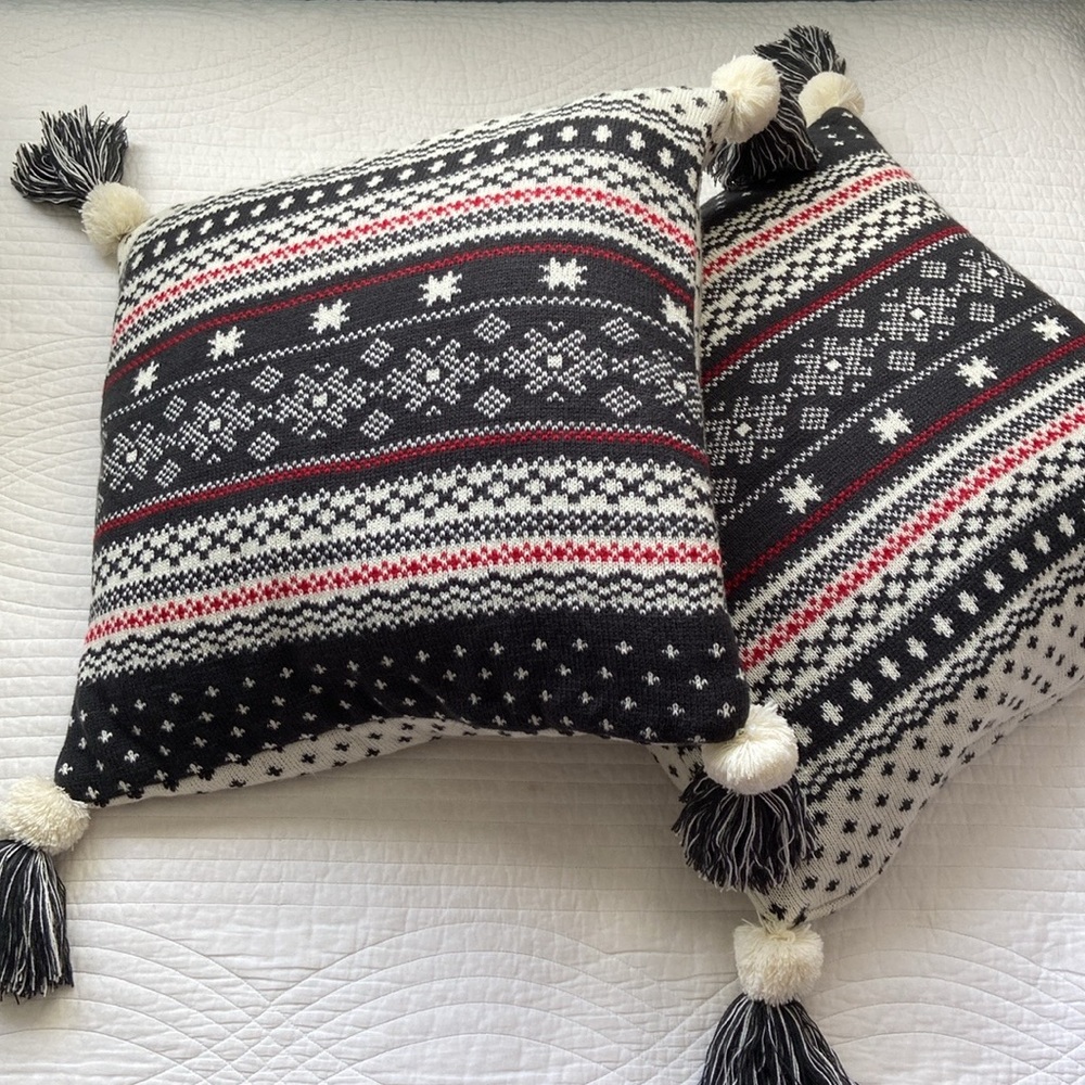 Brooks Brothers Fair Isle Sweater Knit Accent Pillow Covers Set of Two - Picture 5 of 16